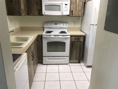 13610 S Village Dr #4103