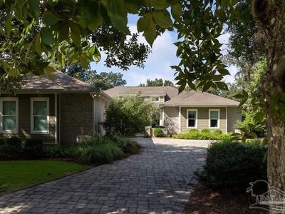 128 Highpoint Dr