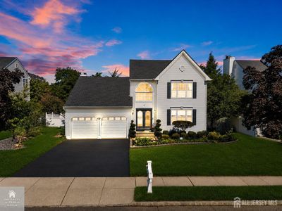 4 Congress Ln