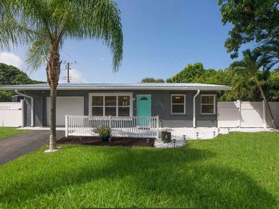 1521 NE 32ND Court