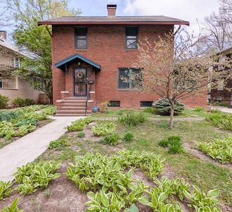 610 W Indiana Ave
