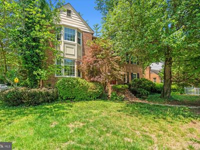 2232 Military Rd