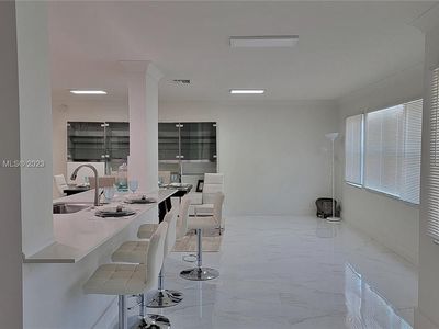 215 SE 3rd Ave APT 502C