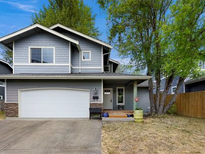 1813 Undine Lane