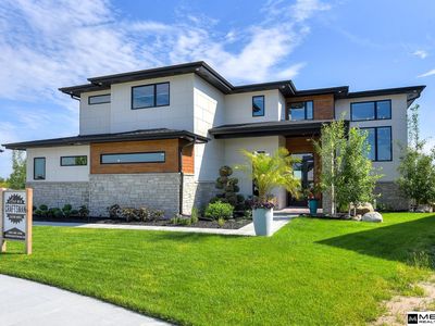 1086 Sandcherry Rd