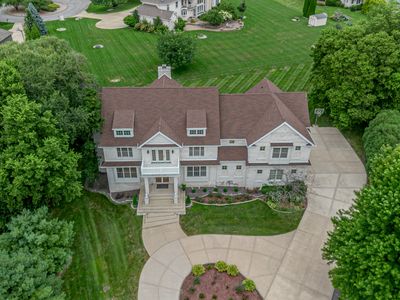1096 Country Ln