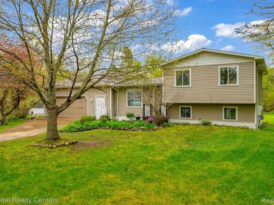 2230 Stonesthrow Dr
