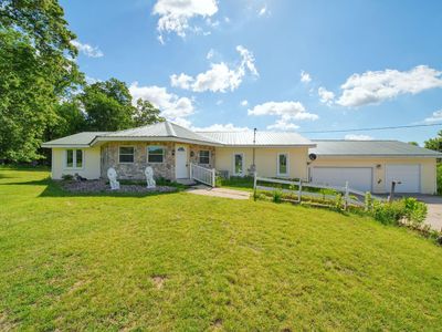 5995 N Sandstone Rd