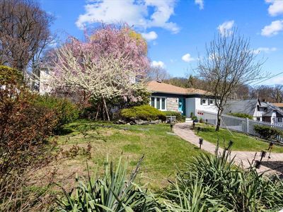 15 Brookside Lane