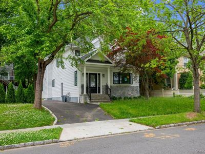 6 Burbury Lane