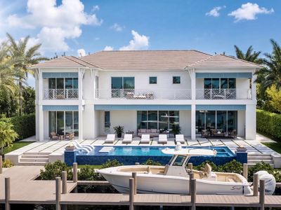 2423 EDGEWATER Drive