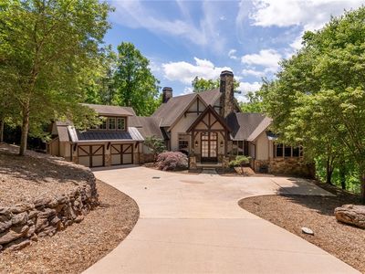 734 Placid Cove Way