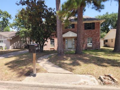 11918 Holly Stone Dr