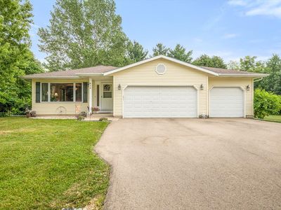 414 Lamplighter Loop SE
