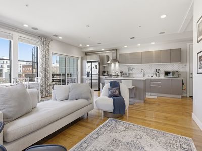 171 W 4th St Unit 7