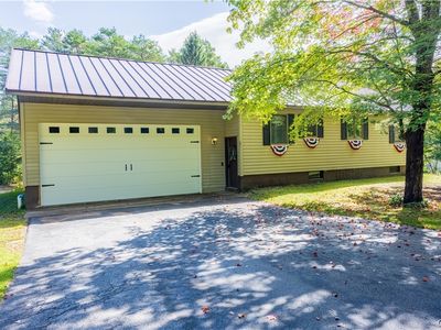 3328 Pines Rd
