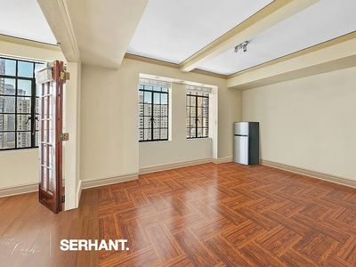 320 E 42nd St APT 2318
