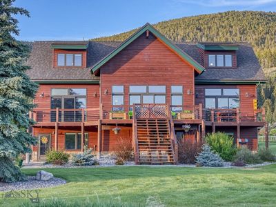 315 Lakeview Loop