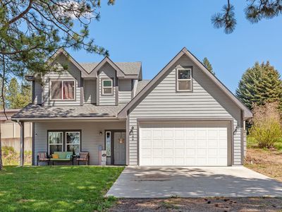 166 NE Stringham Rd