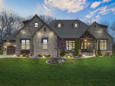 777 Seven Pines Drive