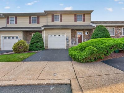 5 Monmouth Ct