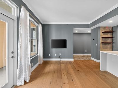 1101 Juniper St NE APT 818