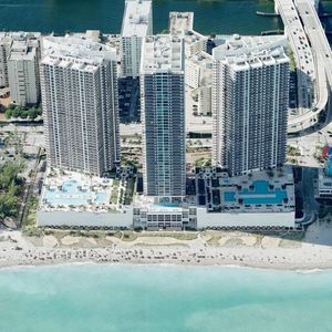 1800 S Ocean Dr APT 2208