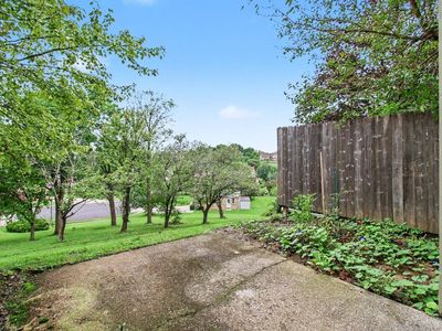 7 Saint James Ct #53