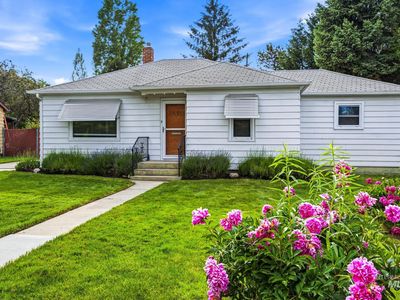 1650 W Reinhart Dr