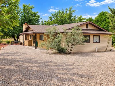 3555 E RIMROCK Drive