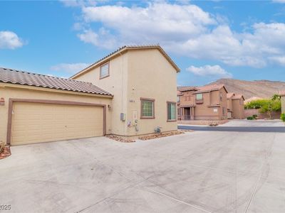 4034 Sparrow Rock St