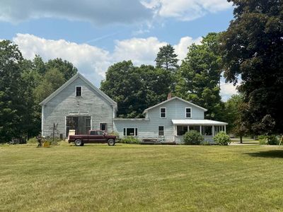 11 Church Hill Road