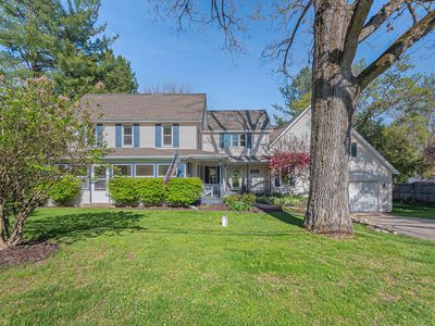 3916 Grand River Dr NE