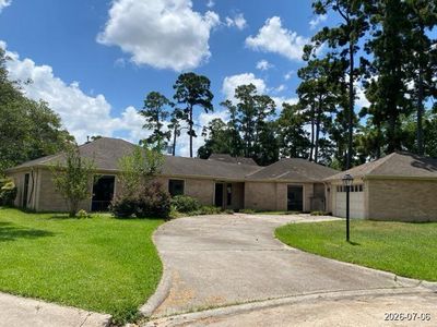 6907 King Arthur Ct