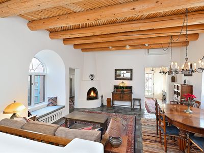 629 Camino Del Monte Sol