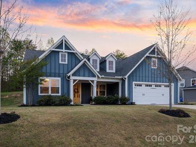 209 Country Lake Dr