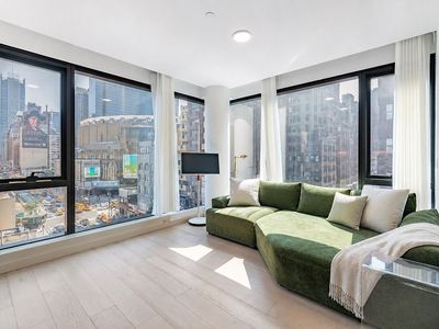 300 W 30th St APT 7C