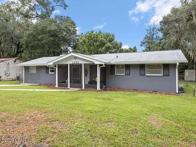 1201 Carrin Dr