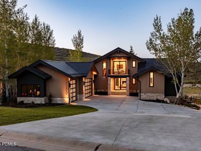 2586 Aspen Springs Dr