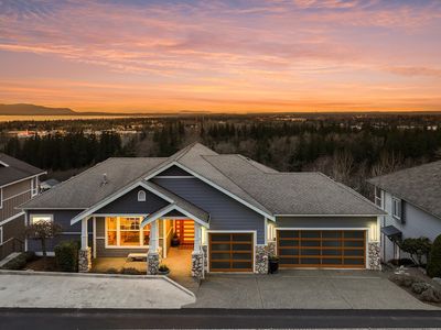 3221 Chandler Parkway