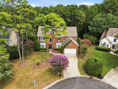7337 Versailles Ln