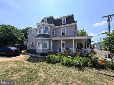 305 S 2nd St