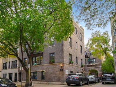 643 W Roscoe St APT D1