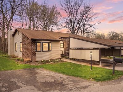 2675 Chatham Woods Dr SE