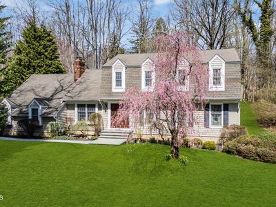 44 Bunker Hill Drive