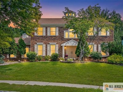 60 Essex Dr