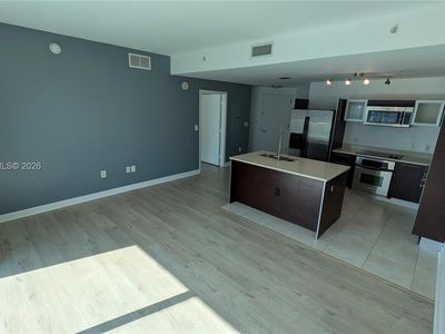 1900 N Bayshore Dr APT 4007