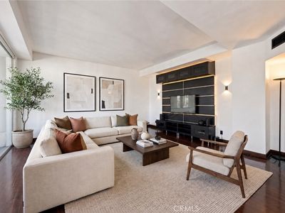7250 Franklin Ave Unit 804
