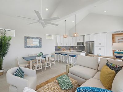 106 Porto Villageo Dr