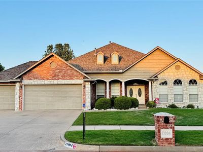 17004 Kemble Ln